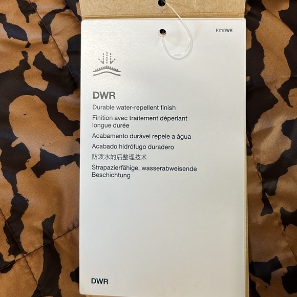 The North Face Circaloft Pant in Almond Butter Graphic Dye Print Size M NWT - Picture 9 of 15